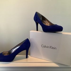 Calvin Klein blue suede pumps